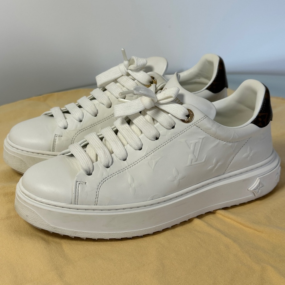 Louis Vuitton Sneakers Women - Size 37 (US 7) - Like New!